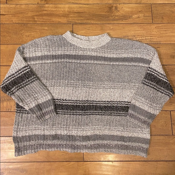 AE Striped Knit - Picture 3 of 4